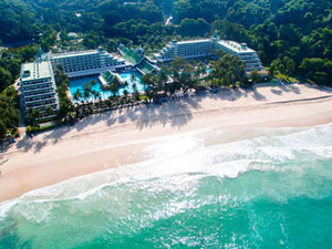 Hotels with quasi private beach
